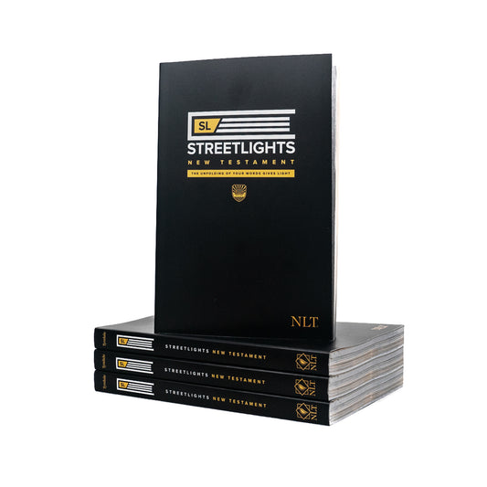 Streetlights New Testament Print Bible (NLT)